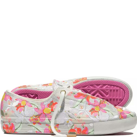 NWT Converse Chuck Taylor PatBo Floral Low Tops - Picture 2 of 6